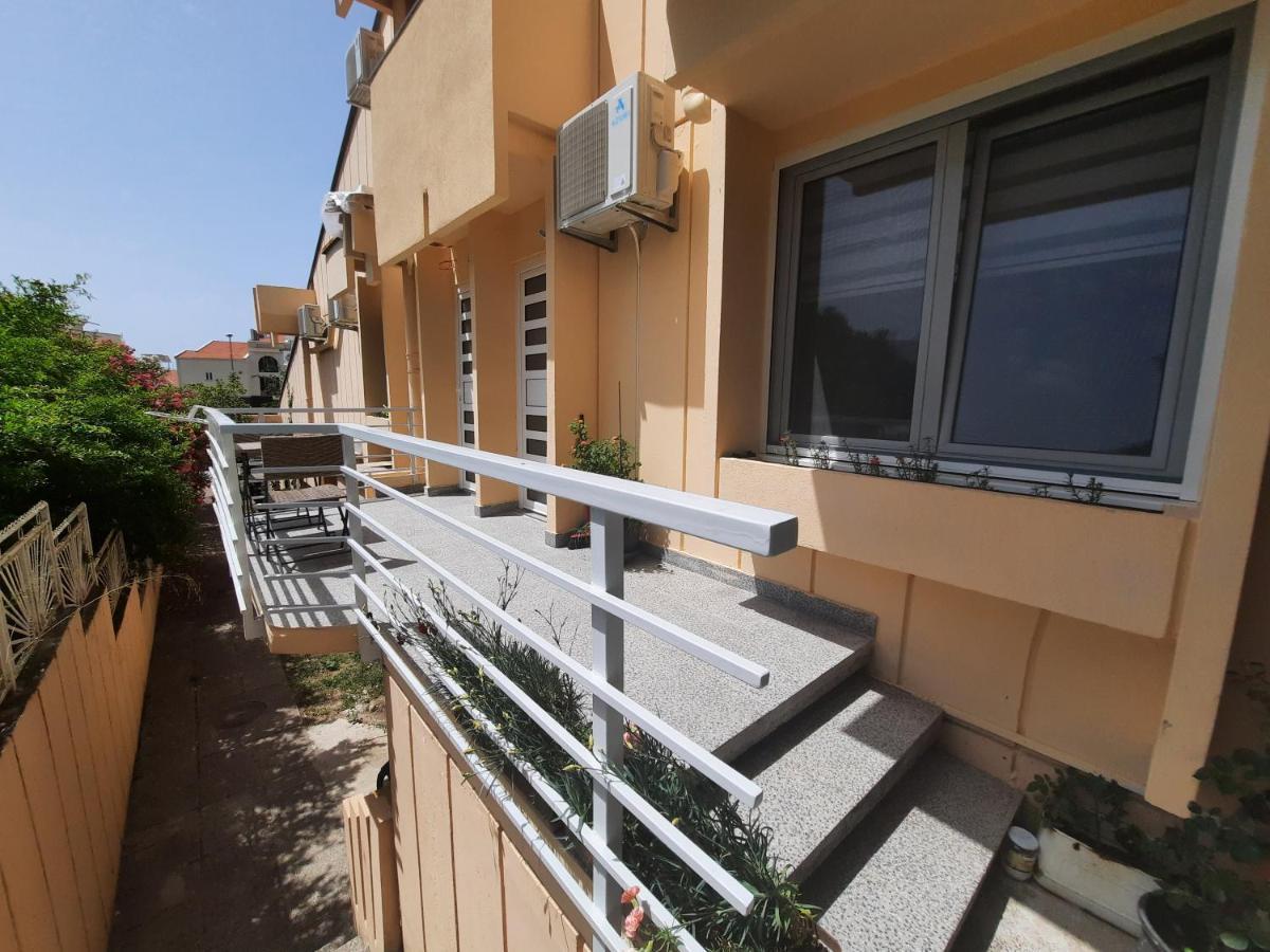 Montenegro Sea Pearl Apartments Петровац Экстерьер фото